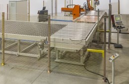 Automatic welding line for studs and hinges