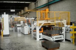 Automatic line for metal drawers assembly and welding